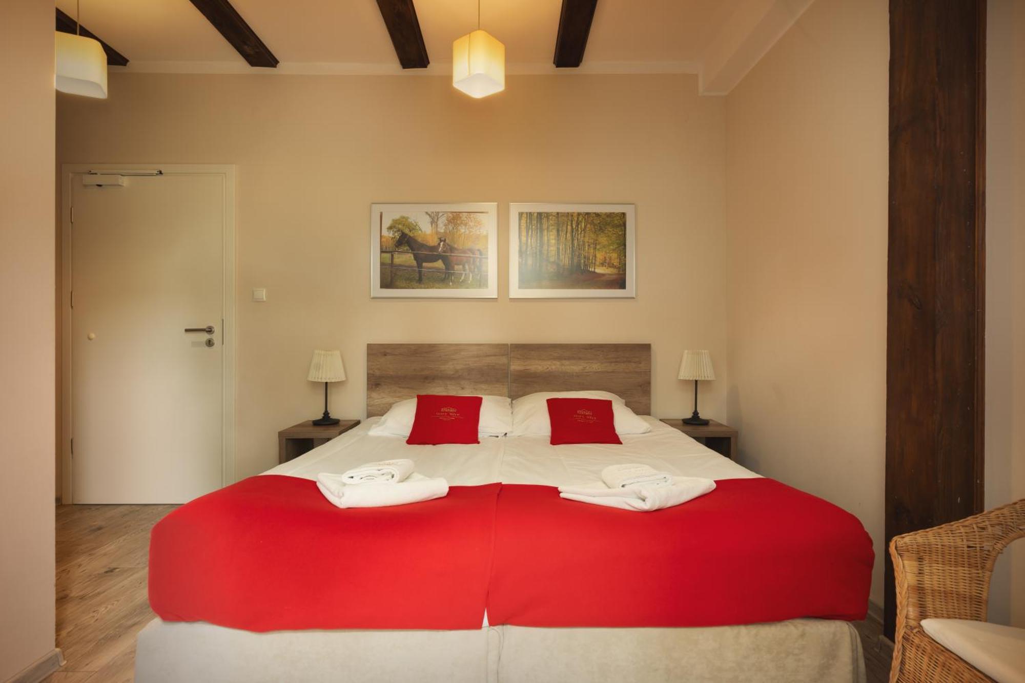 Stary Mlyn Strzeszyn Hotell Lubowo  Rom bilde